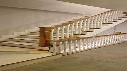 BETON ÜZERİ AHŞAP MERDİVENİ